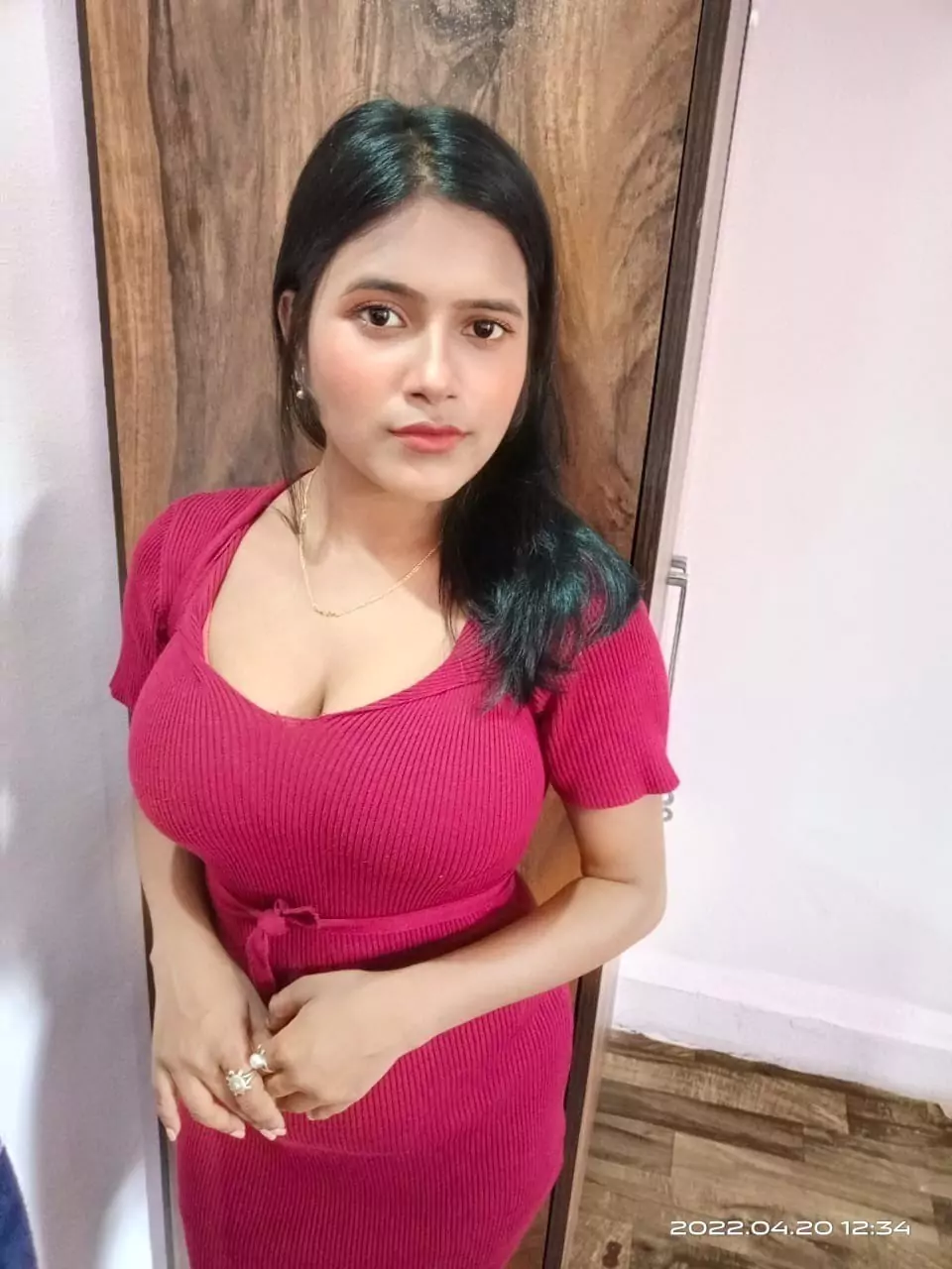 Nishatganj Escort Service