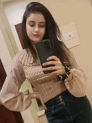 Independent Nishatganj Call Girl